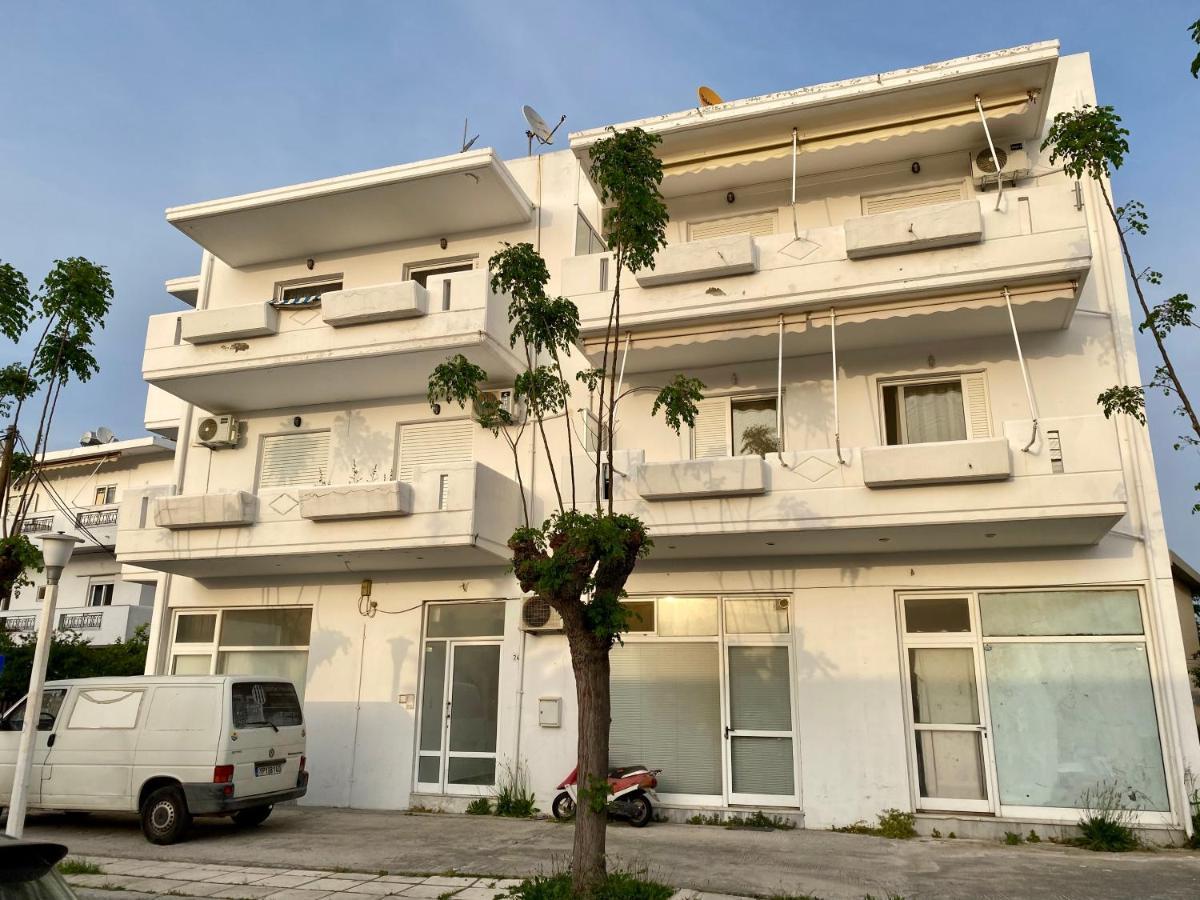 Central, Sunny & Spacious Apartment, In Kos, "1" Kültér fotó