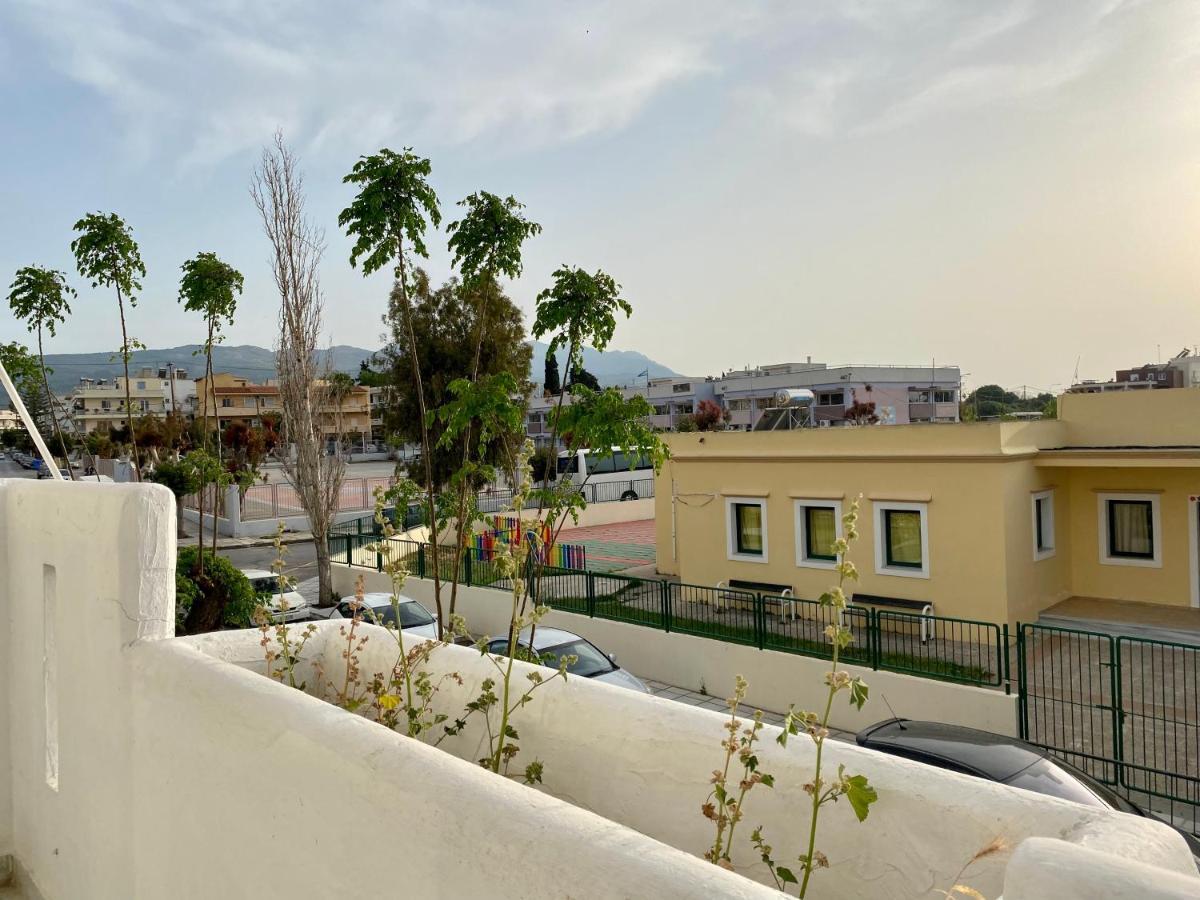 Central, Sunny & Spacious Apartment, In Kos, "1" Kültér fotó