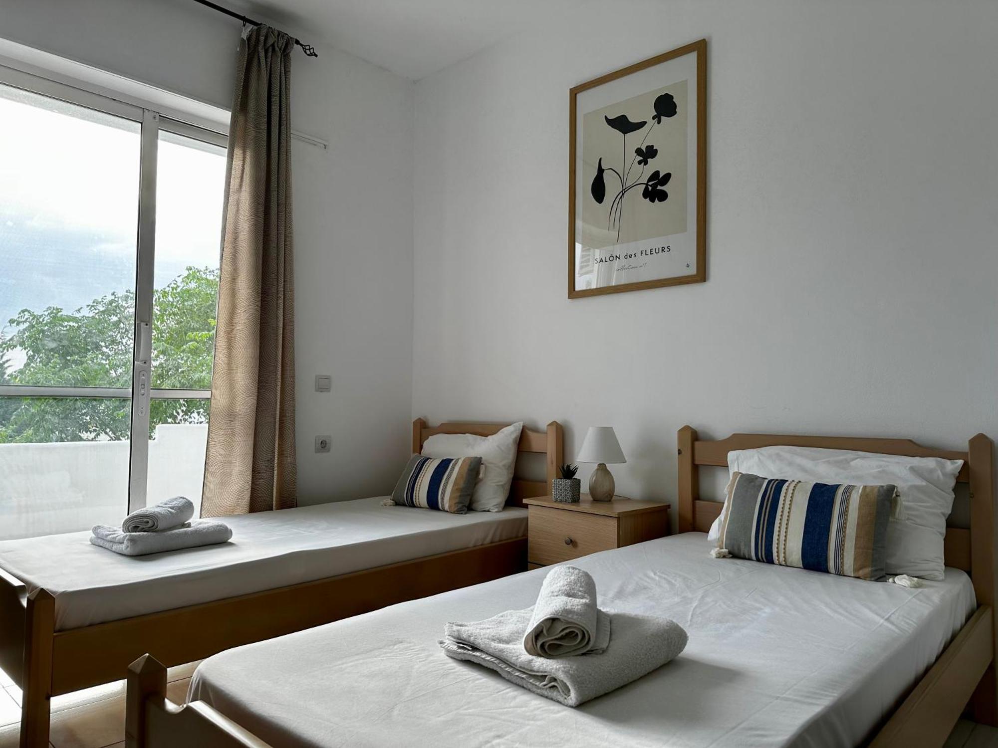Central, Sunny & Spacious Apartment, In Kos, "1" Kültér fotó